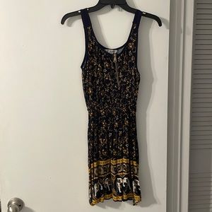 Summer dress, lightly worn - elephant design. J for Justify size S
